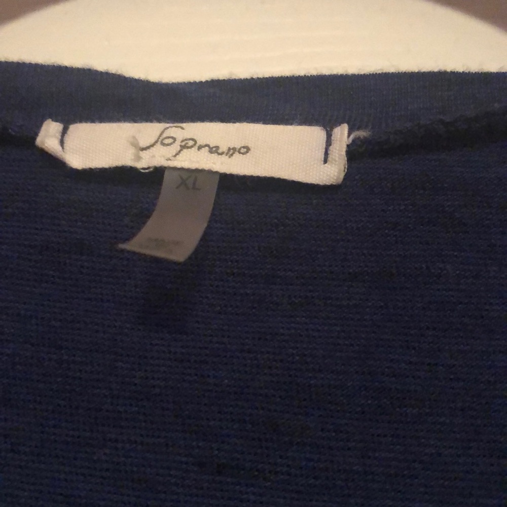 Blouse - Picture 3 of 4